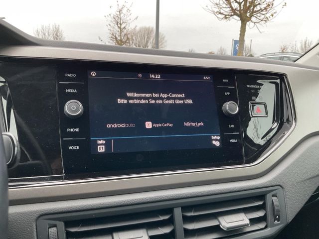 Polo Comfortline 1.0 TSI Navi Apple CarPlay