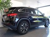 Mercedes-Benz GLA 180 d/Aut.8G-DCT/NAVI/LEDER/Kamera/1.Hand! - Mercedes-Benz GLA 180 aus 2022