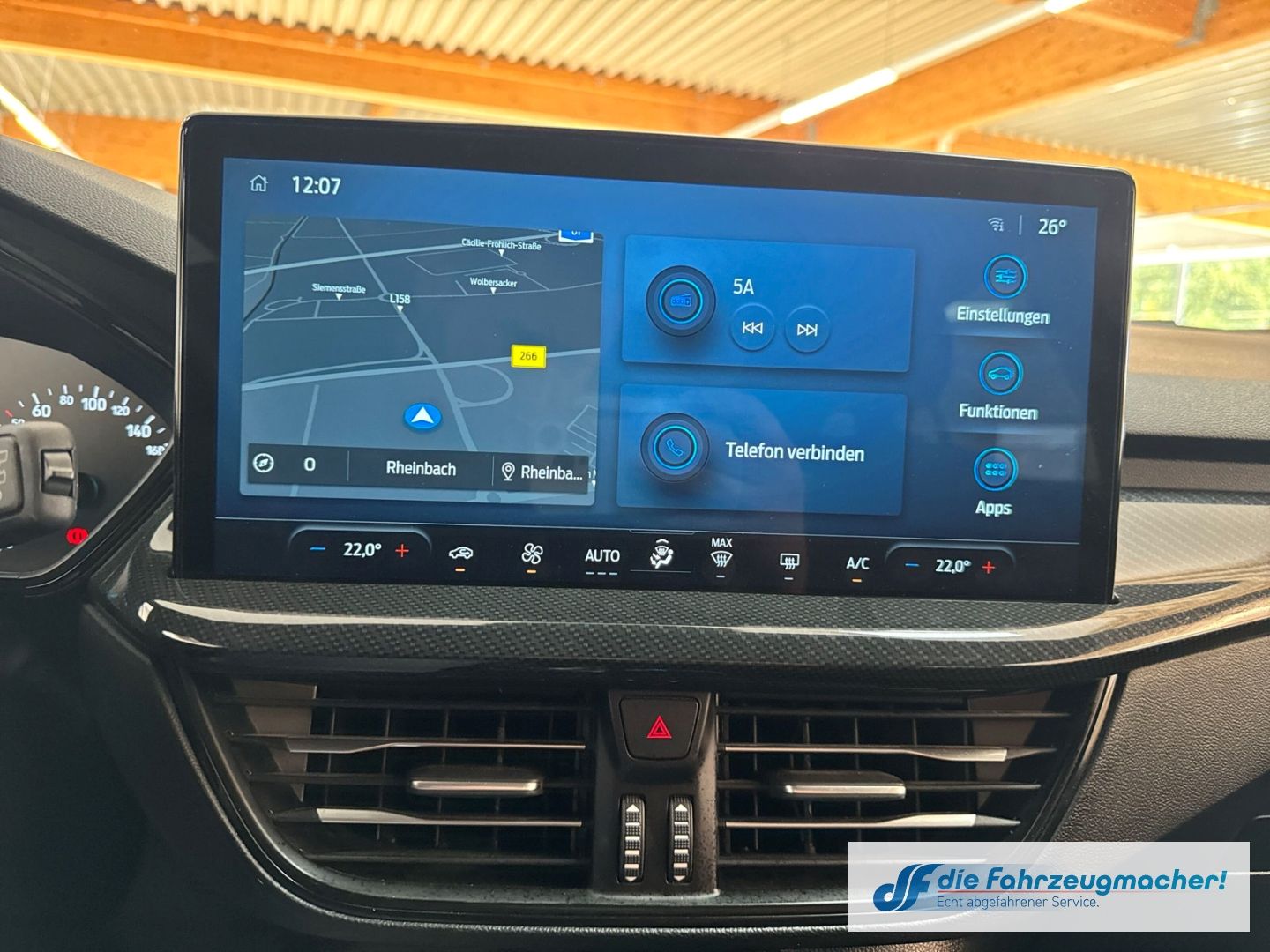 Fahrzeugabbildung Ford Focus Turnier ST-Line Sportpaket Navi Memory Sit