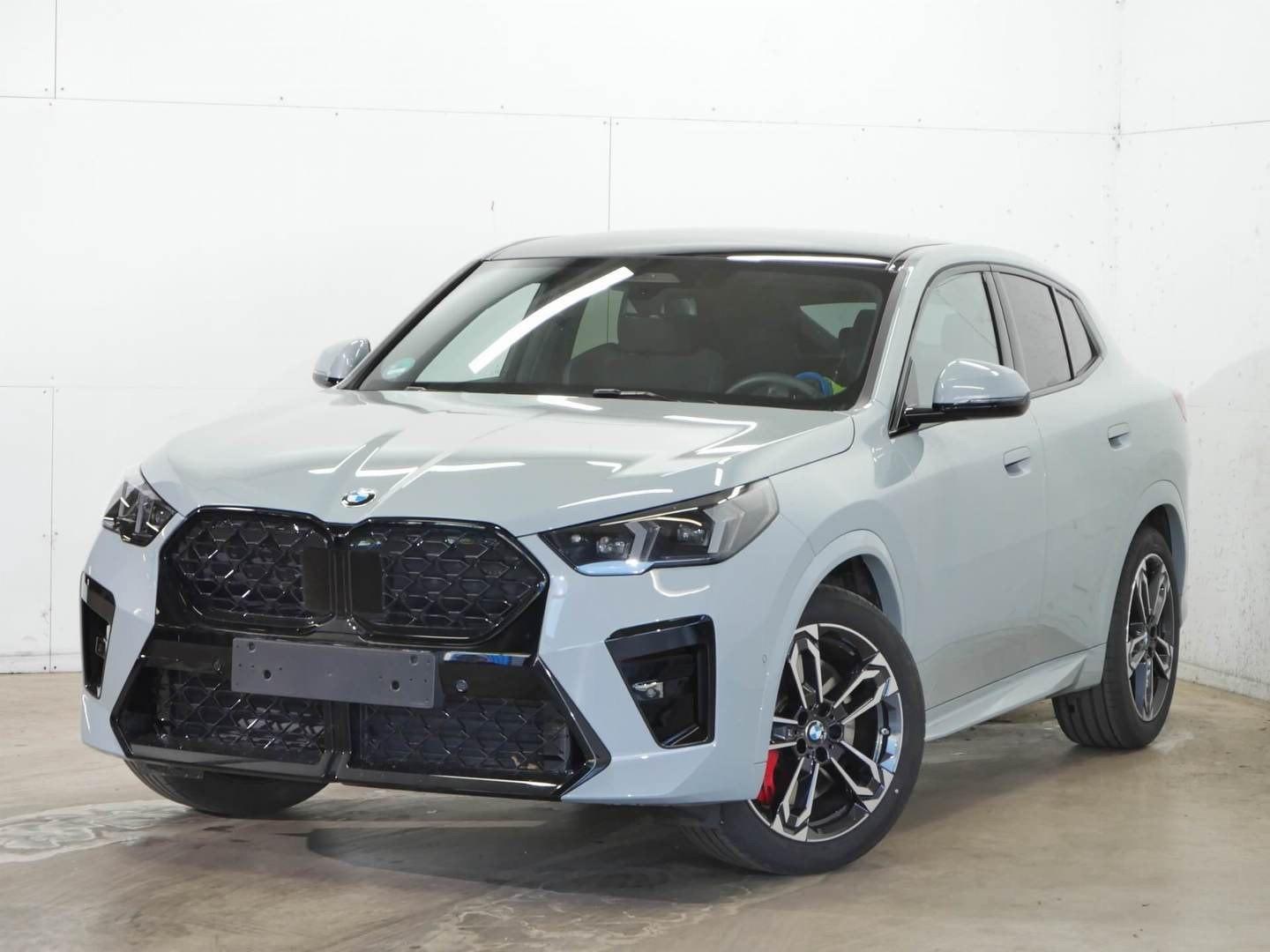 BMW X2 sDrive18d M SportPro Service Inclusive 0,99% 