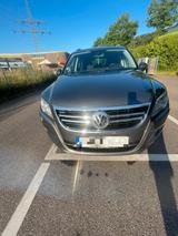 Volkswagen Tiguan 2.0 TSI DSG 4MOTION Freestyle Freestyle - Volkswagen Tiguan mit Benzin-Antrieb: Geländewagen, Freestyle
