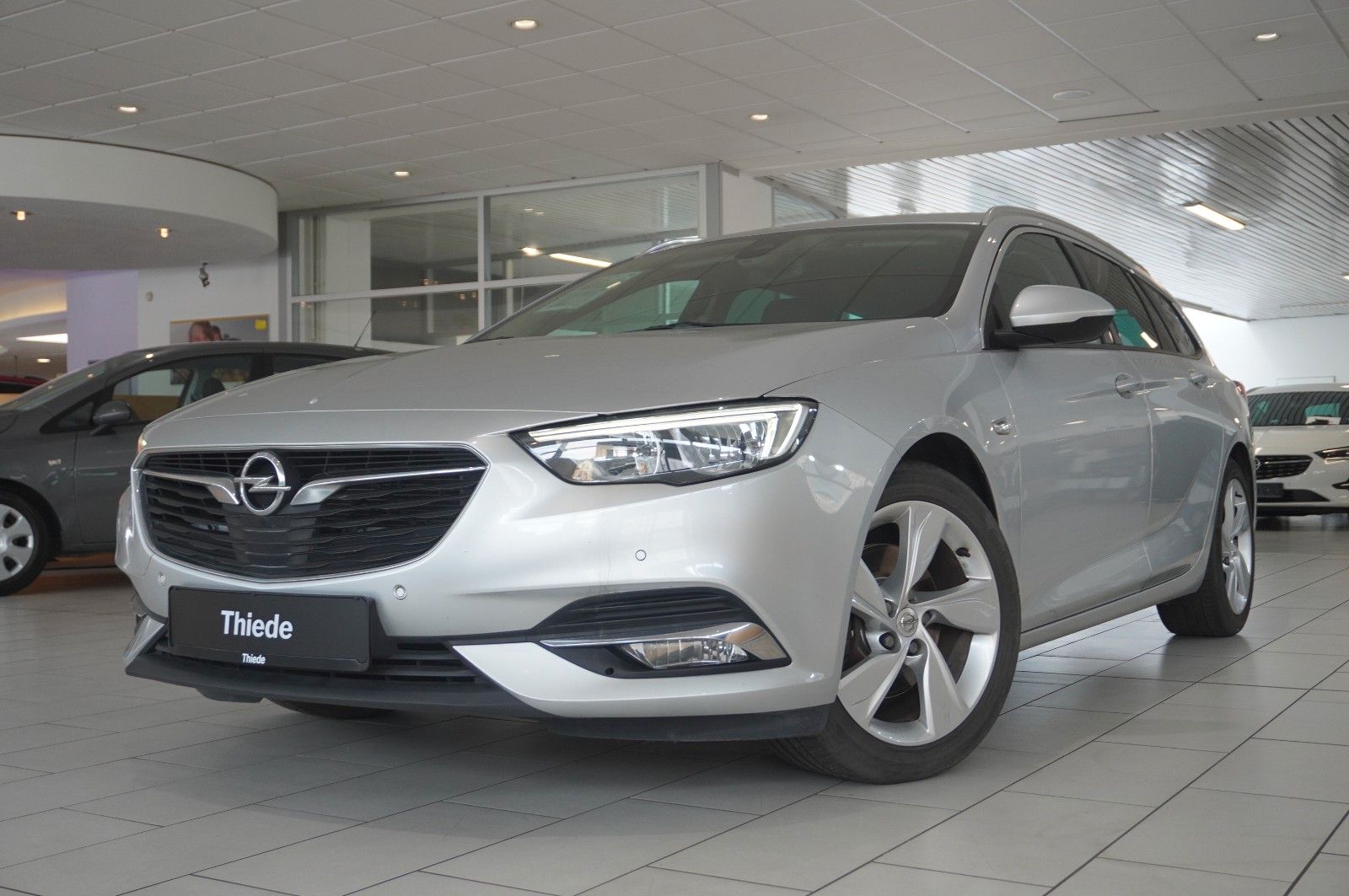 Fahrzeugabbildung Opel Insignia B ST 1.5T DYNAM. NAVI/LED/KAMERA/VIRTU.