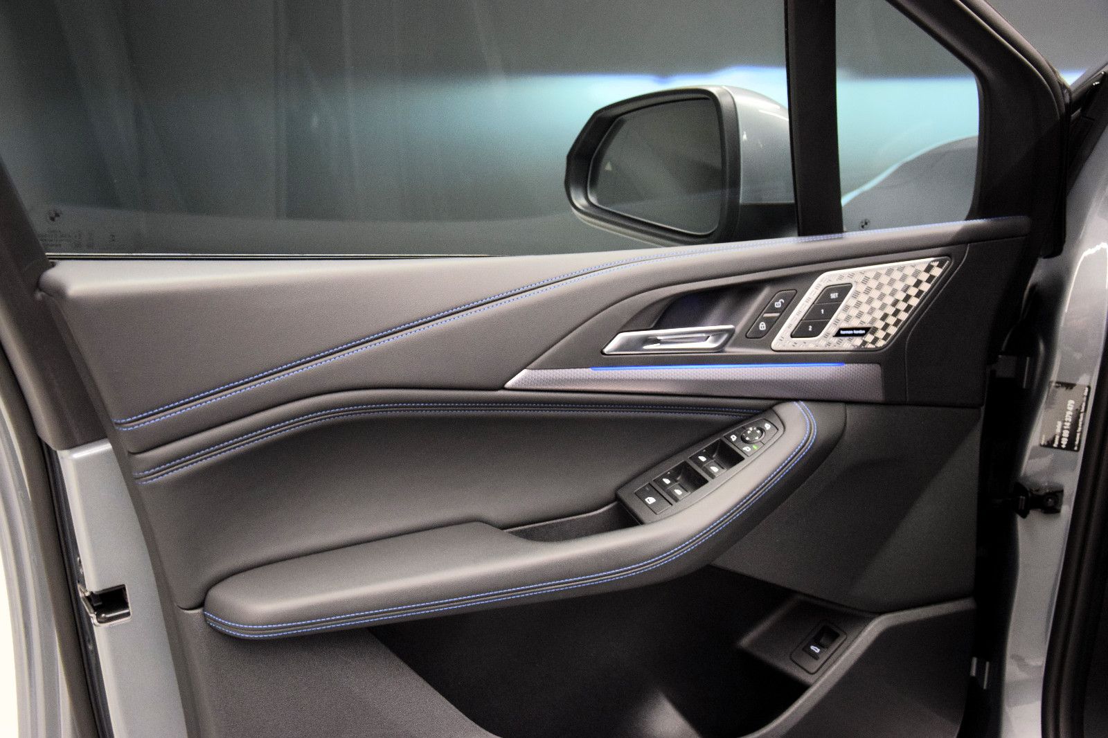 Fahrzeugabbildung BMW 218i Active Tourer M Sport LED Pano HuD AHK