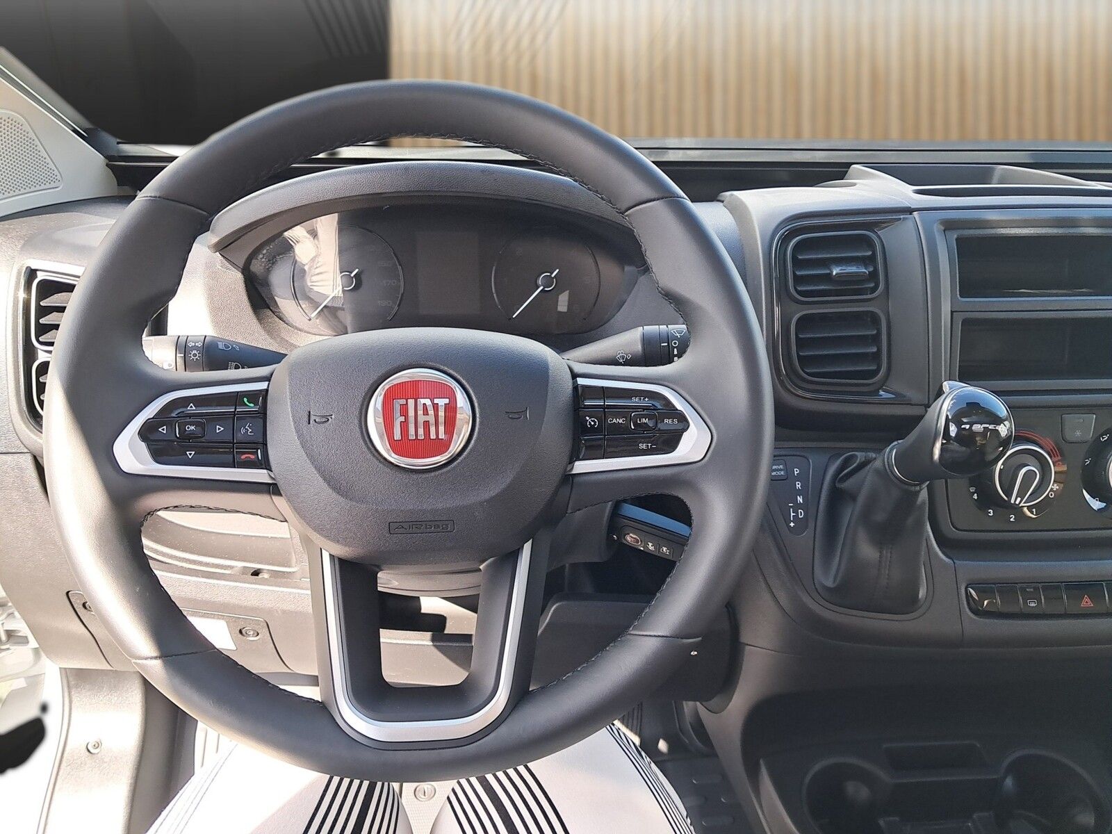 Fahrzeugabbildung Karmann Dexter 540 Automatik, Alu Felgen, Concept Paket