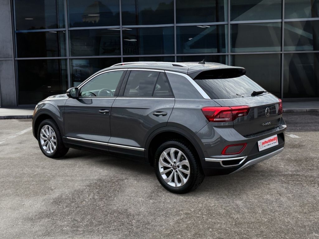 Fahrzeugabbildung Volkswagen T-Roc 1.5 TSI OPF DSG Style