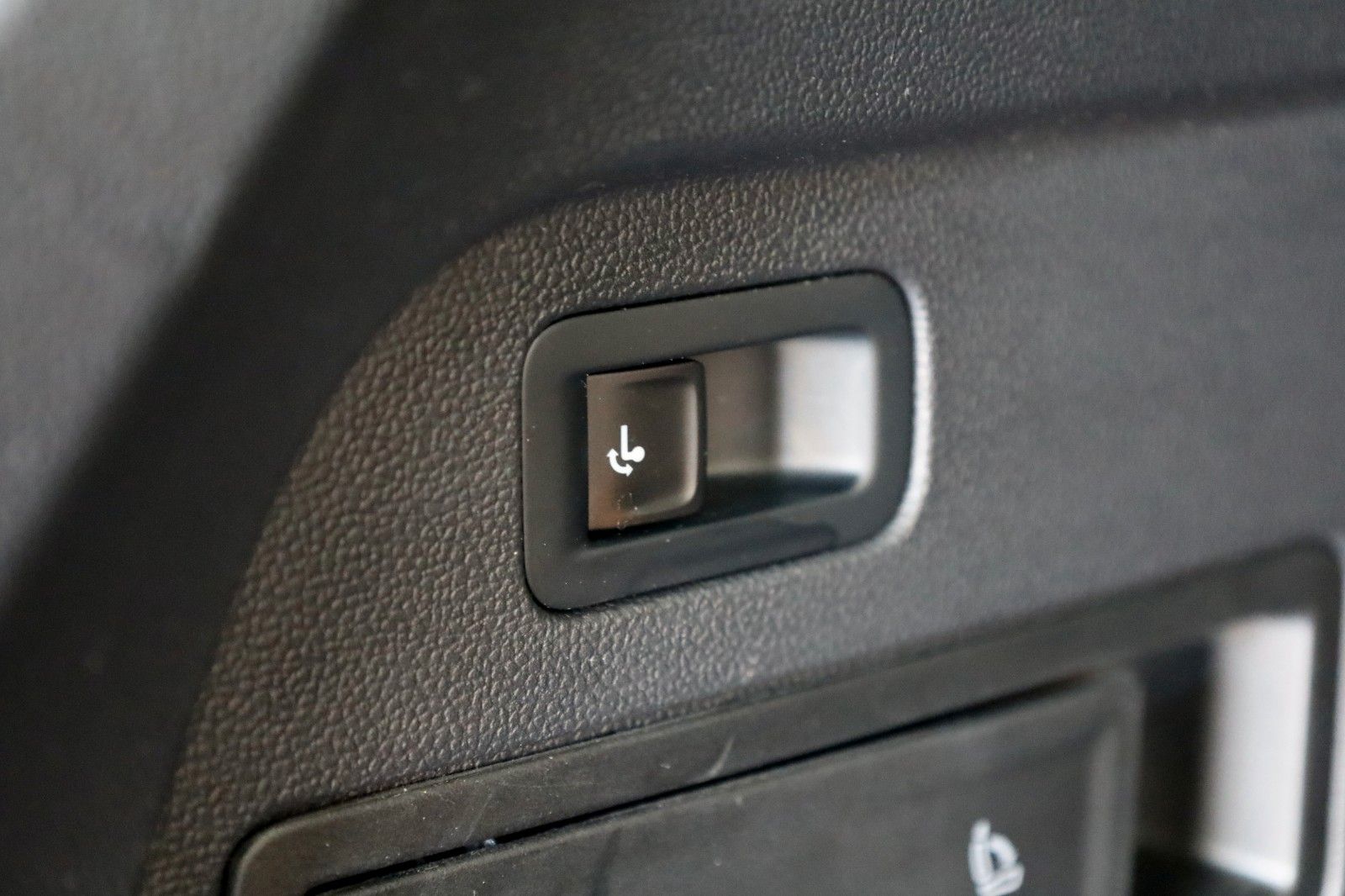 Fahrzeugabbildung Volkswagen Tiguan Allspace Highline 4M Navi,LED,360°,ACC,SH