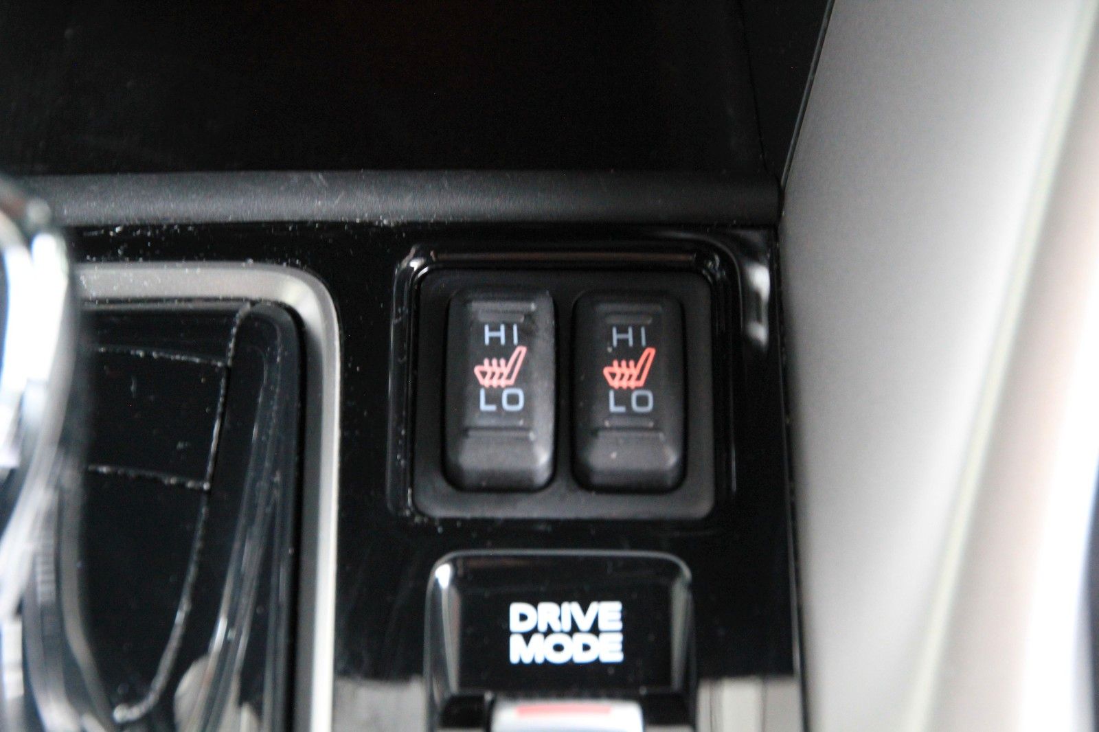 Fahrzeugabbildung Mitsubishi Eclipse Cross PHEV Intro Edition