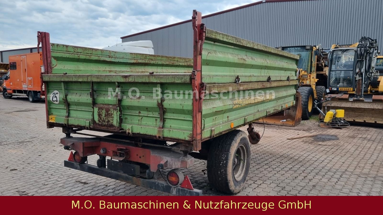 Fahrzeugabbildung Other Strautmann / 3 Seitenkipper / 6,9 t