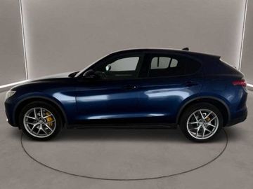 Alfa-Romeo Stelvio - 3