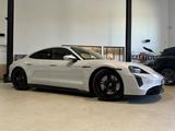 Porsche Taycan Turbo *Pano,HUD,Sport Chrono,BOSE,ACC* - Porsche Gebrauchtwagen in Frankfurt