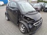 Smart ForTwo coupé 1.0 75kW BRABUS - Smart: Unfallwagen