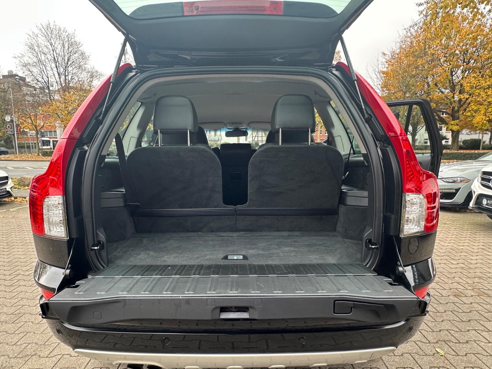 VOLVO XC90 D4 2.4 163ch KINETIC - 7 PLACES - BVA - CUIR - SIÈGES CHAUFFANTS - 1 PROPRIÉTAIRE