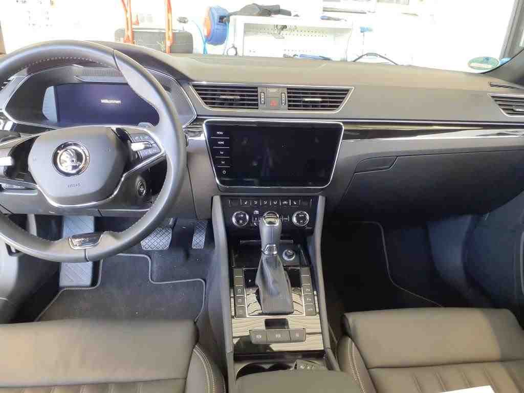 Skoda Superb - Bild 8