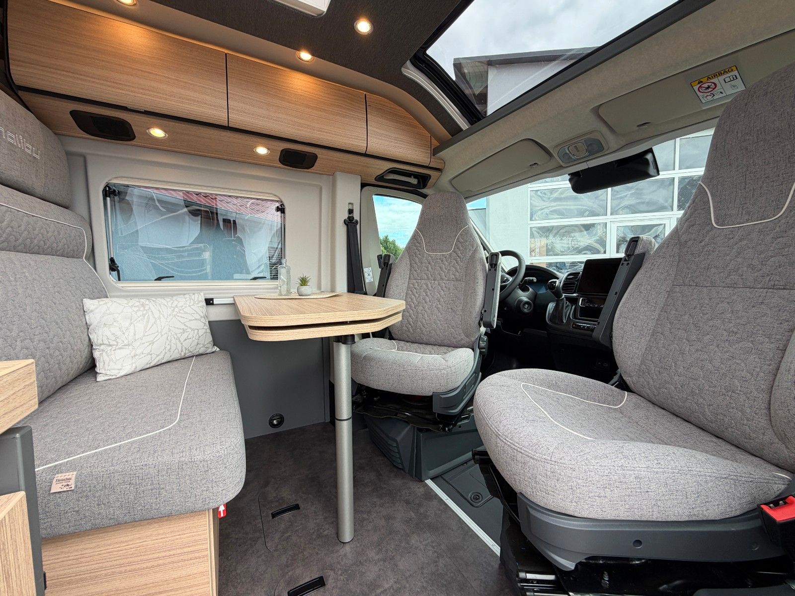 Fahrzeugabbildung Malibu Van charming GT skyview 640 LE