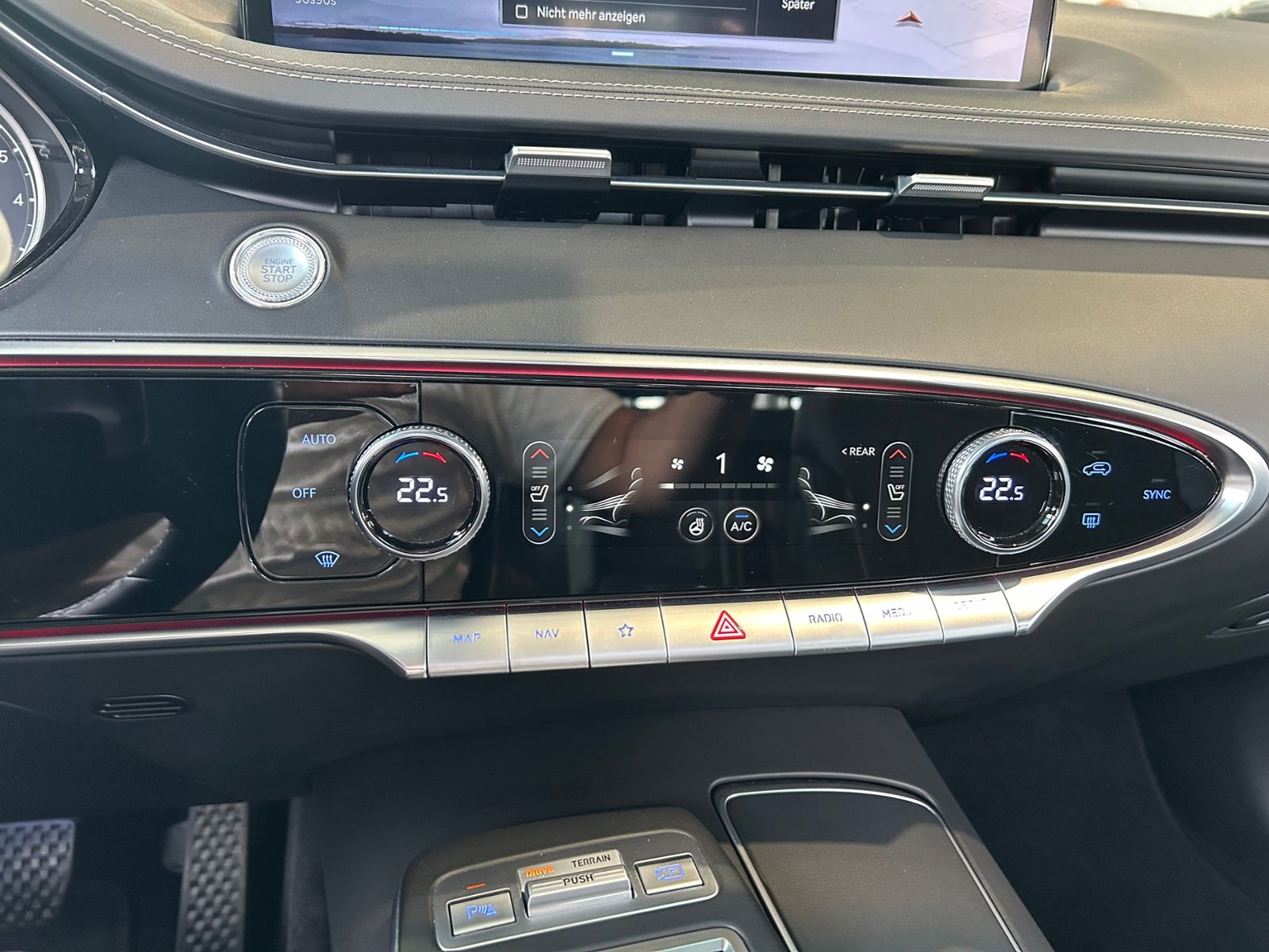 Fahrzeugabbildung Genesis GV70 Luxury KomfortP AWD PANO LEXICON