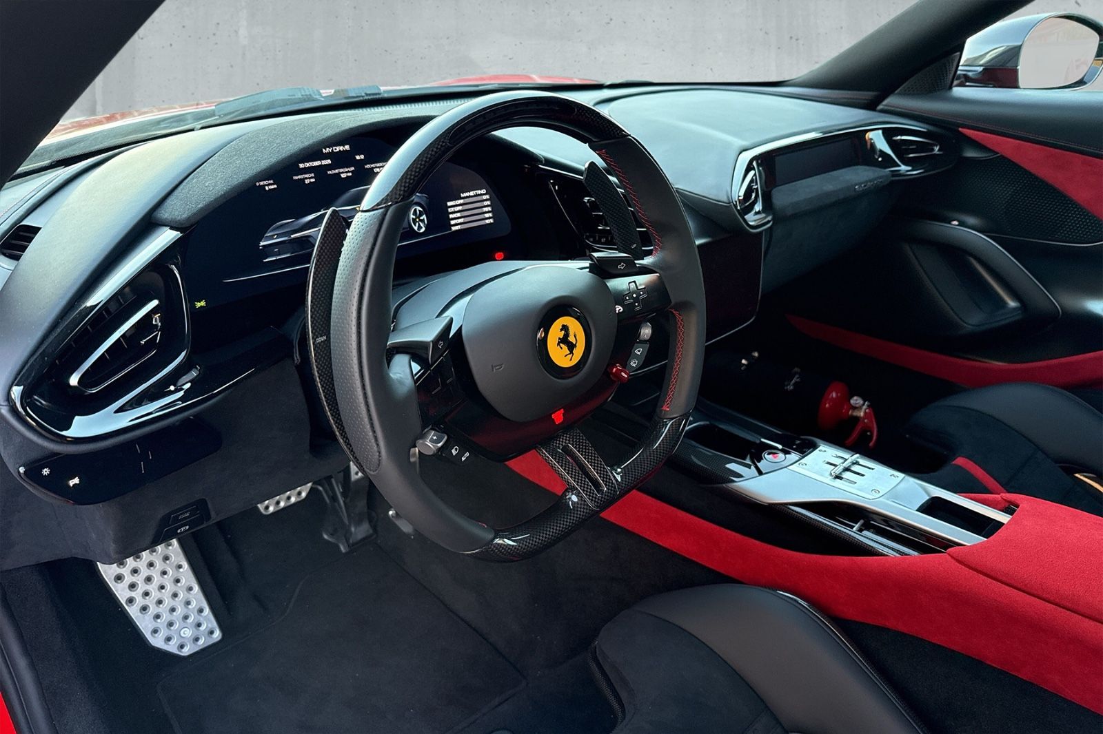 Fahrzeugabbildung Ferrari 12Cilindri*Racing seats*Display*Carbon*Lift*