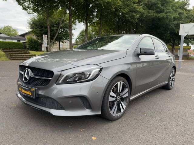 MERCEDES-BENZ A 220d AHK Standheizung Kamera