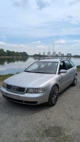 Audi a4 b5 Kombi 2,6 V6 - Audi A4 aus 1996: Kombi