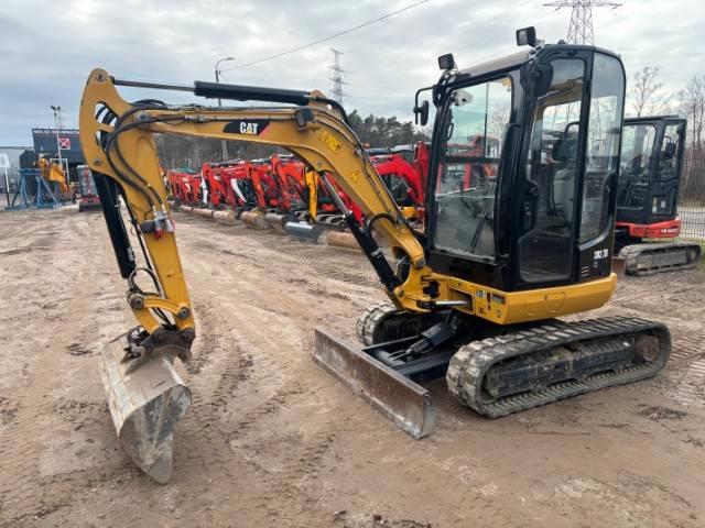CAT 302.7 D CR