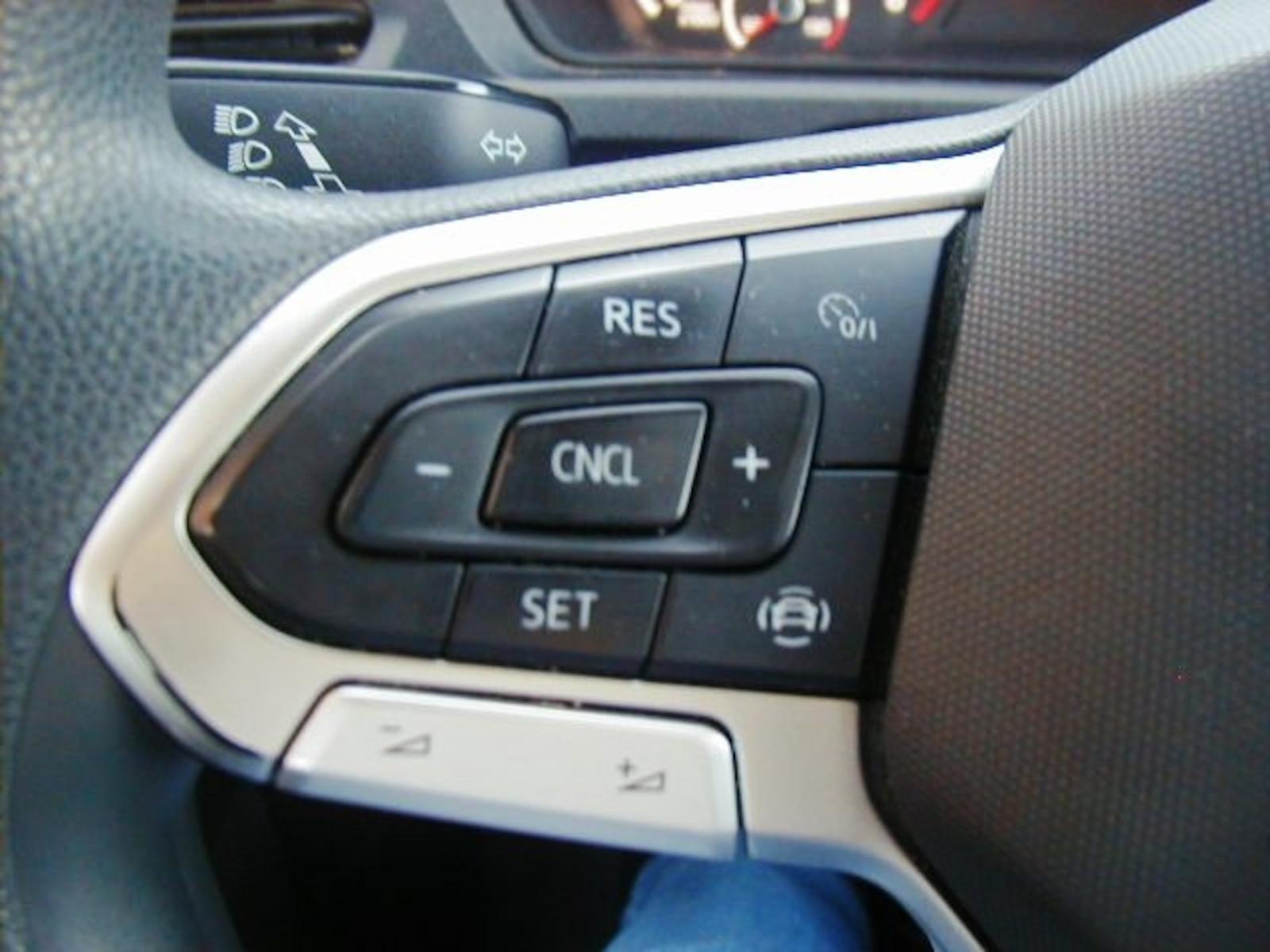 Volkswagen Caddy Maxi 2.0TDI Kombi-Klima-5 Sitze-AHK-1.Hand