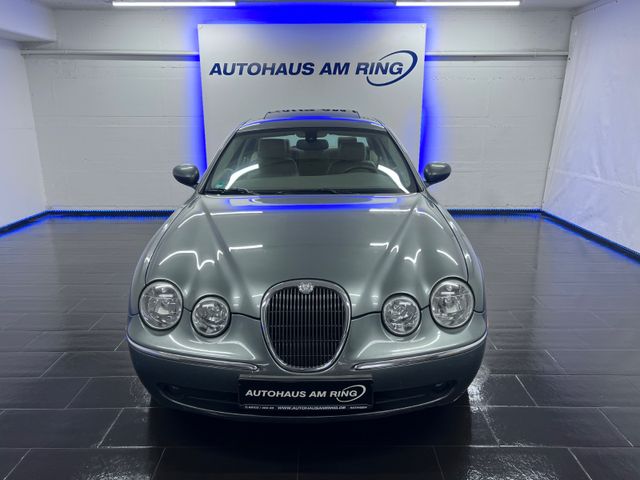 Jaguar S-Type 2.5 V6 Executive NAV SHD PDC MEMORY TEMPO