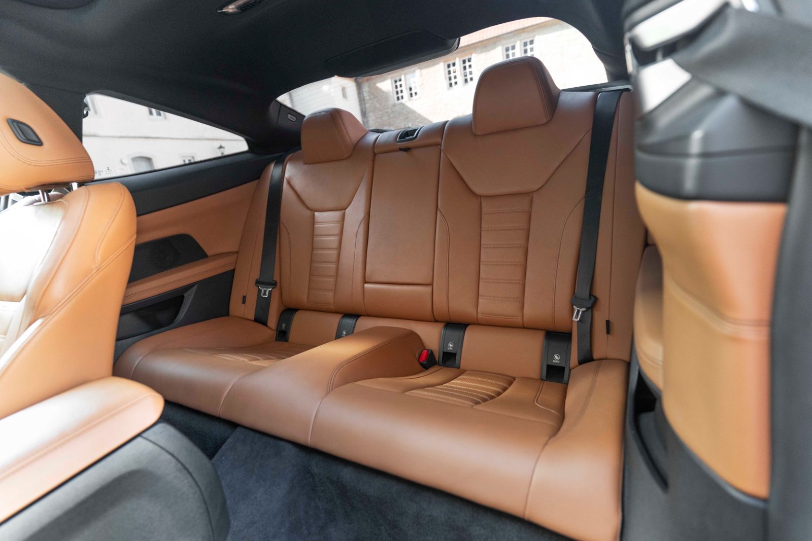 Fahrzeugabbildung BMW 430i Coupé M Sportpaket HUD LED KAM HIFI ACC