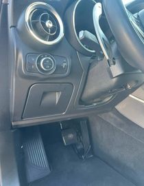 Alfa-Romeo Stelvio - 11