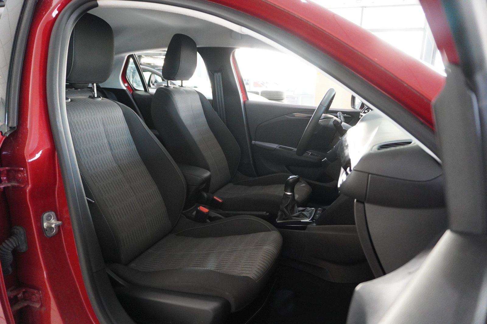 Fahrzeugabbildung Opel Corsa F 1.2 ELEGANCE NAVI/LED/KAMERA/SPORT/DAB+
