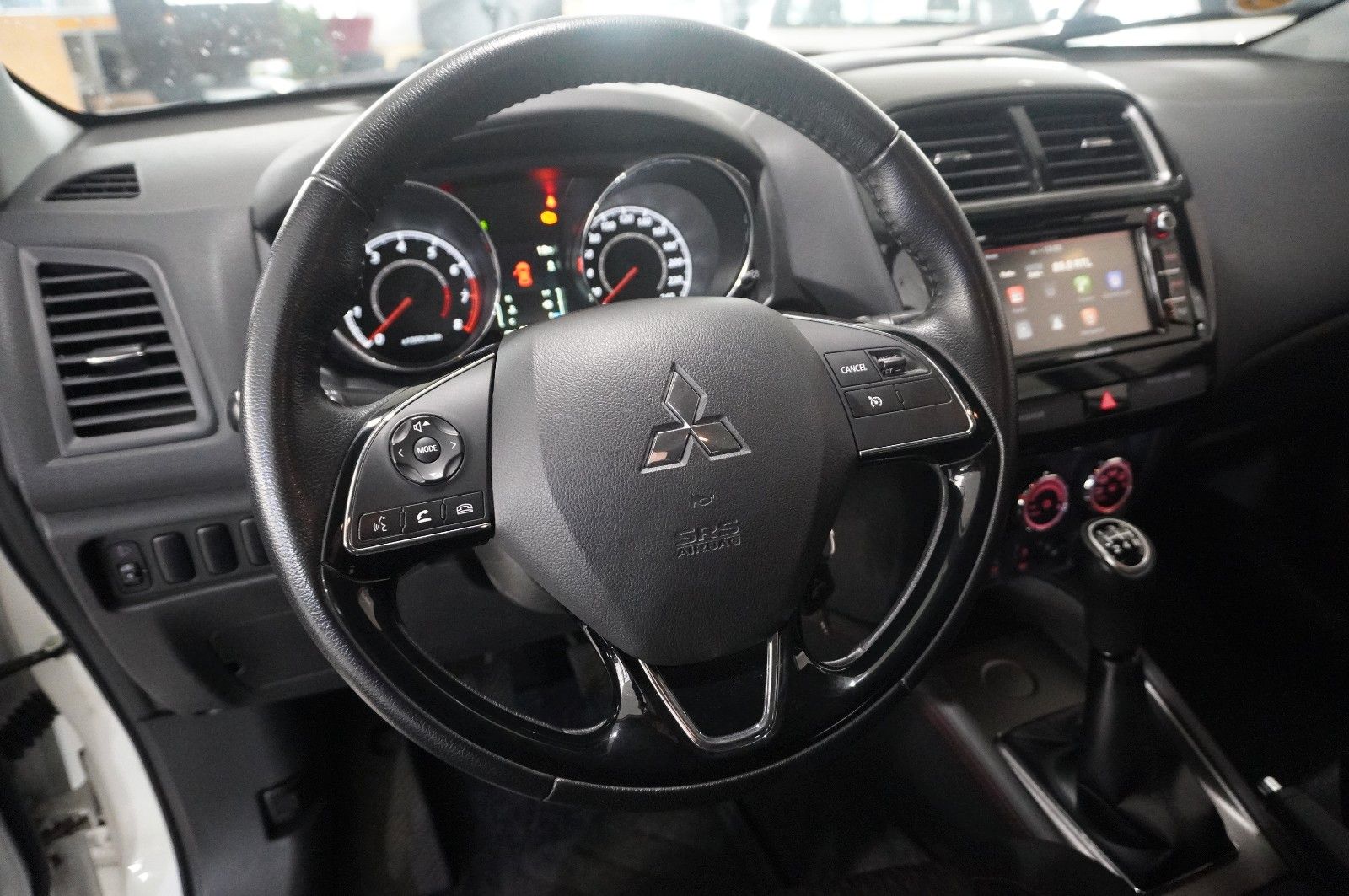 Fahrzeugabbildung Mitsubishi ASX 1.6 EDITION 2WD NAVI/LED/KAMERA/SHZ/TEMP/DAB