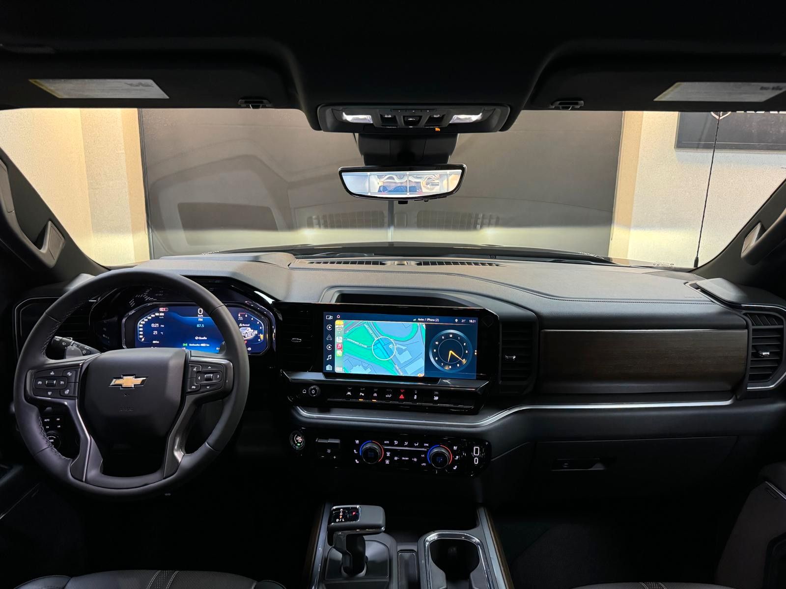 Fahrzeugabbildung Chevrolet 2026 SILVERADO DURAMAX DIESEL 4x4 HIGH COUNTRY