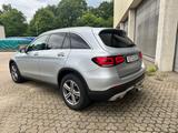 Mercedes-Benz GLC 220 d 4Matic 9G-Tro*Navi*Pano*AHK*LED*R.Cam - Mercedes-Benz GLC 220 Gebrauchtwagen in Hamburg