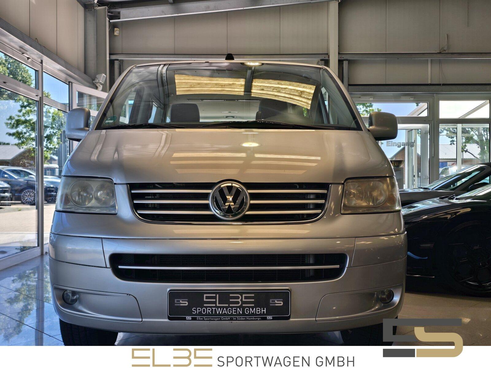 Volkswagen T5 Caravelle 3.2 V6 | 235 ch | BVA | 8 places | Chauffage auxiliaire | Climatisation Climatronic | Porte coulissante électrique | GPS