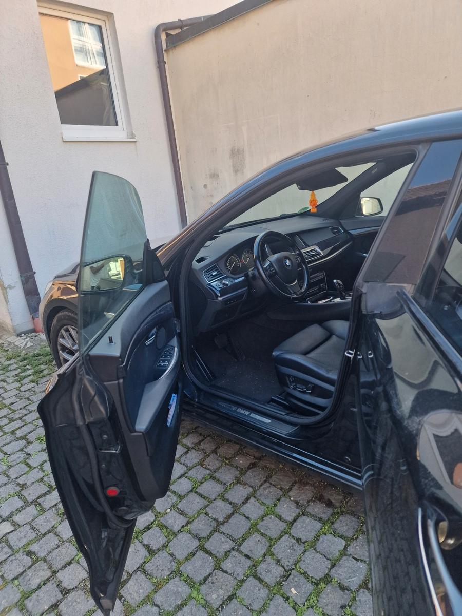 BMW 530i -