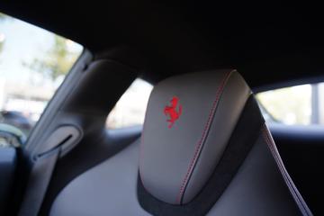 صورة مصغرة 25 لـ 2020 Ferrari ROMA