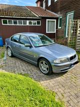 BMW 323i - E46 - BMW 323: E46 323i