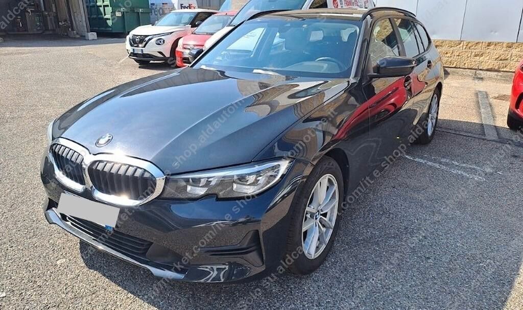 Image of BMW 320
