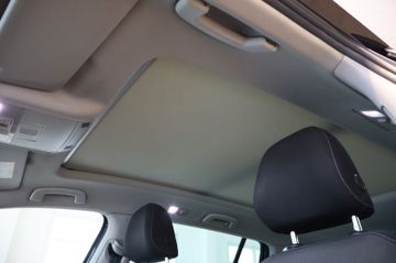 Volkswagen Golf VII Variant Highline LED Navi PanoSchiebe.