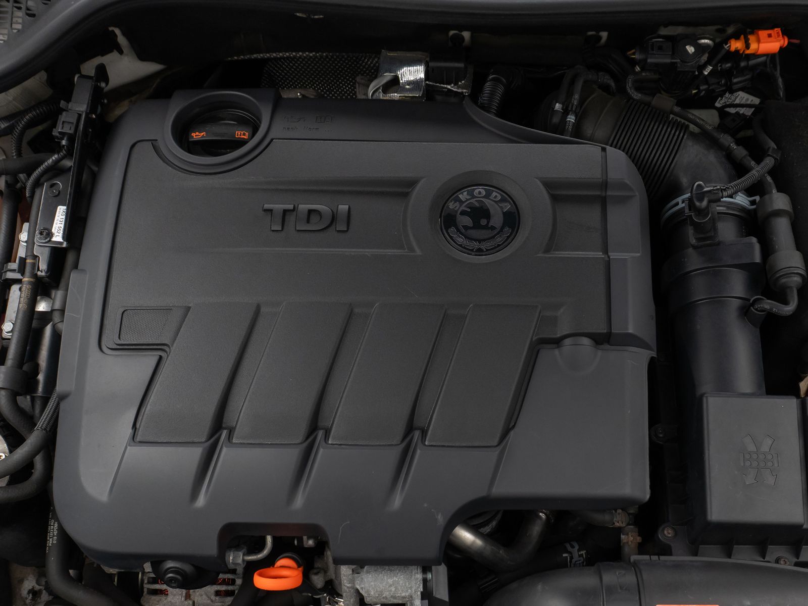 Fahrzeugabbildung SKODA Octavia Combi RS Xenon PDC Navi Sport