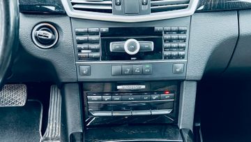 Mercedes E 250 - 8