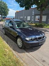 BMW 320i Touring Klima SHZ SD - BMW 320 aus 2003: Kombi