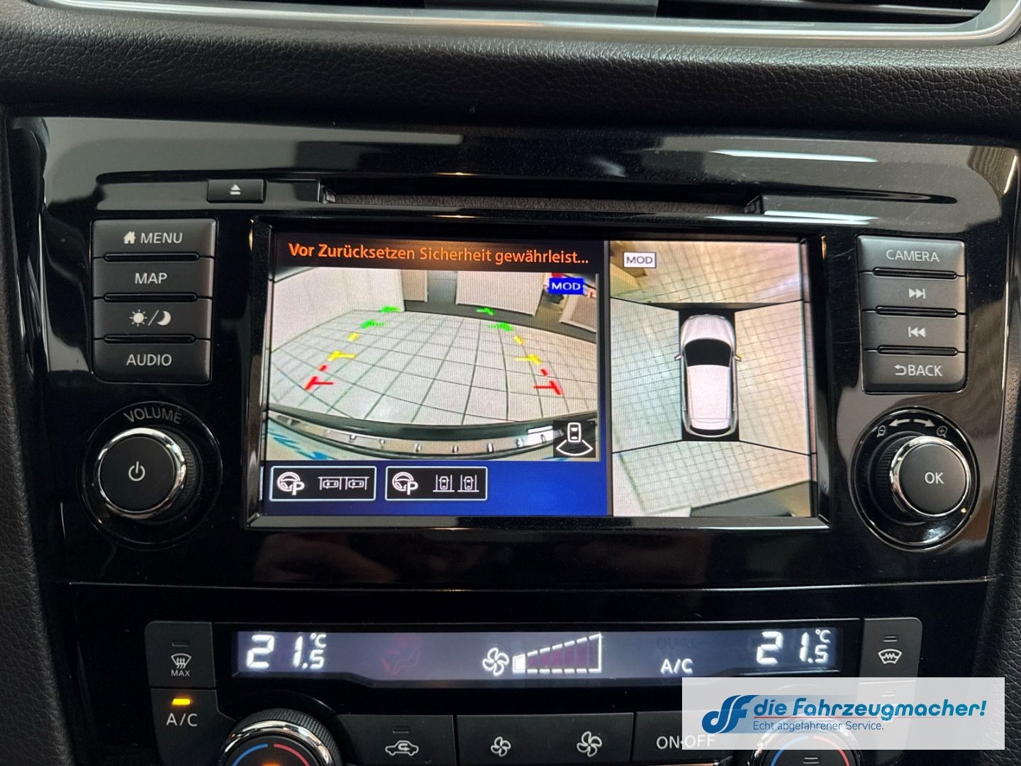 Fahrzeugabbildung Nissan Qashqai Tekna+ Panorama Navi Leder Memory Sitze