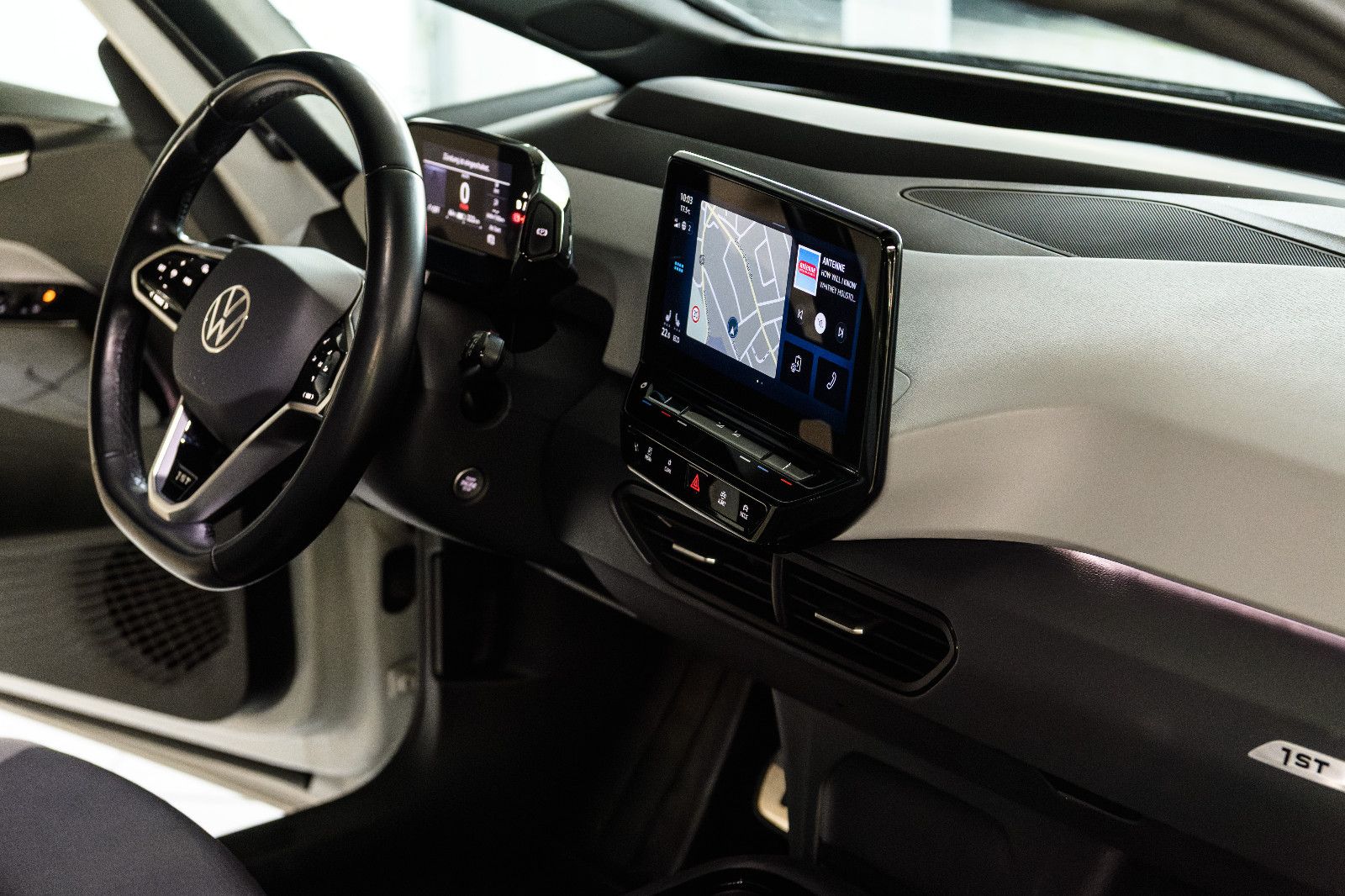 Fahrzeugabbildung Volkswagen ID.3 Pro Performance 150 kW*LED+SHZ+PANORAMA+NAV