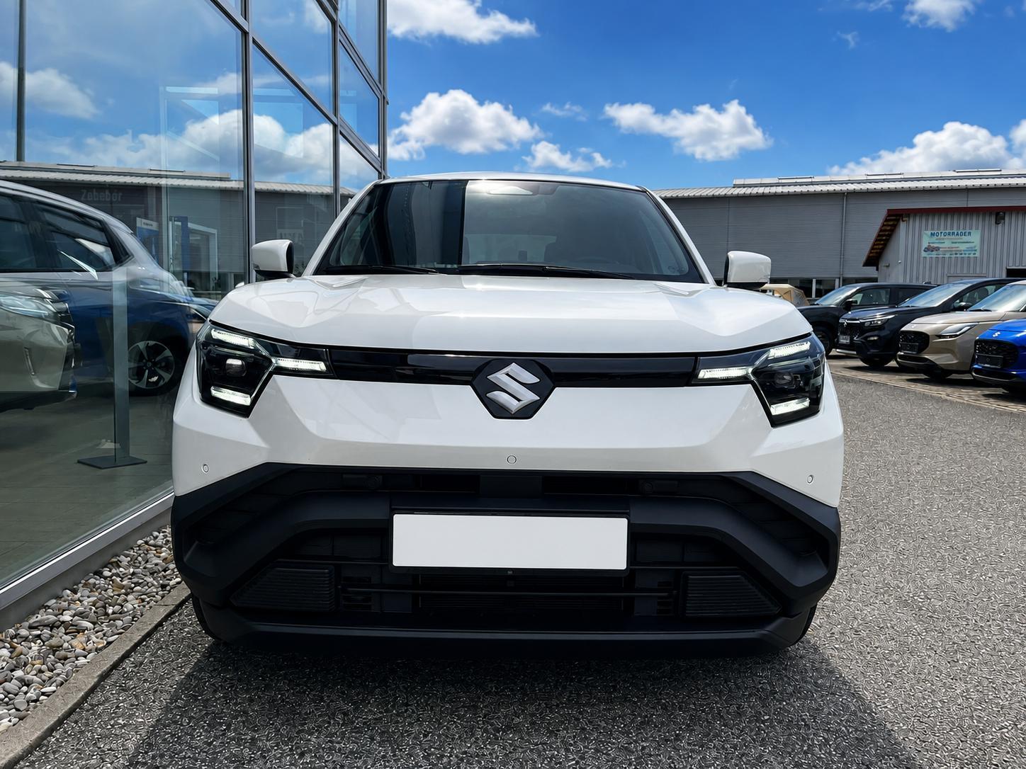 Suzuki e Vitara Club eAxle  106 kW (144 PS) 49 kWh-B...