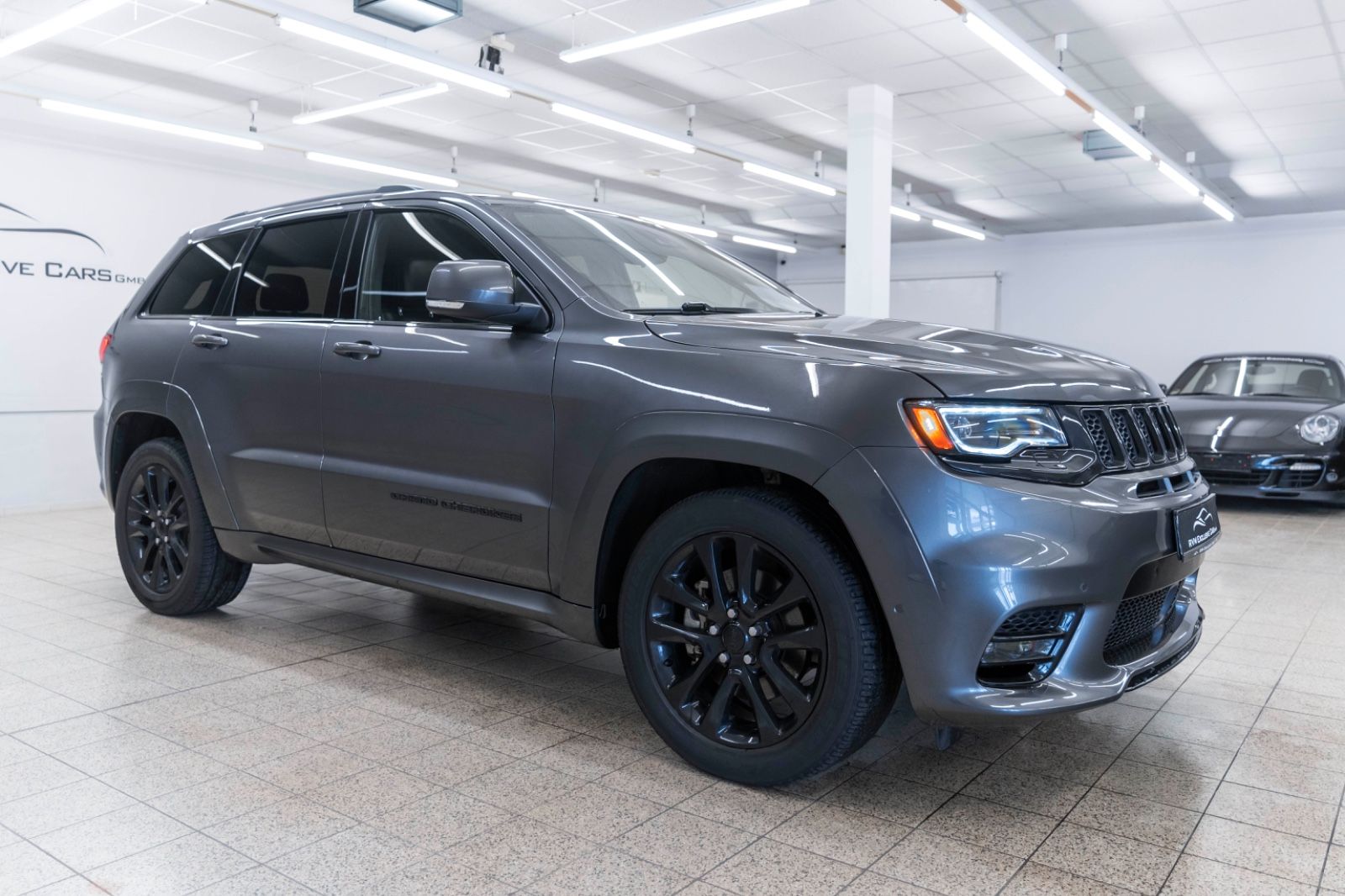 Fahrzeugabbildung Jeep Grand Cherokee Laredo X 3,6L LPG 4X4 KAM PANO
