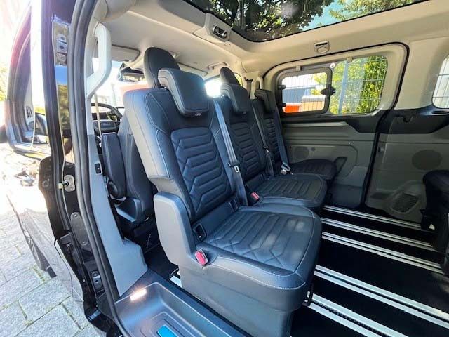Ford Tourneo Custom Bus 320 L1 Tourneo Titanium X AWD