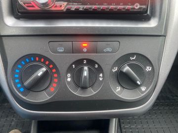 Bild 15 Fiat Punto 1.2 *5-TÜRER*TÜV + KUNDENDIENST NEU*KLIMA*