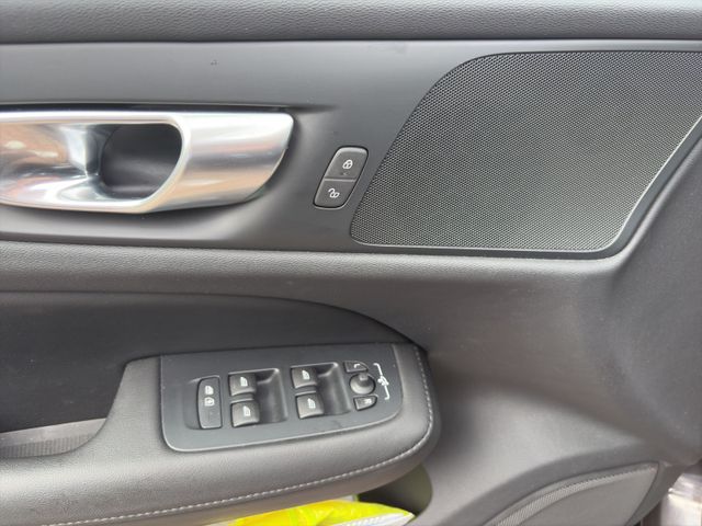 Volvo V60 Kombi Core