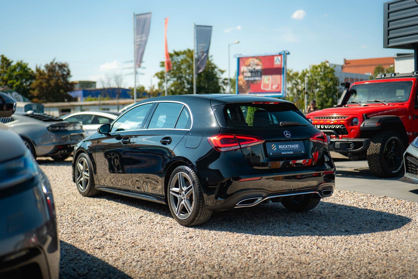 Fahrzeugabbildung Mercedes-Benz A 200 AMG Line *LED*Virtual Cockpit*CarPlay*