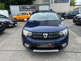 Dacia Sandero II Stepway Celebration - Dacia Sandero Celebration mit Benzin-Antrieb