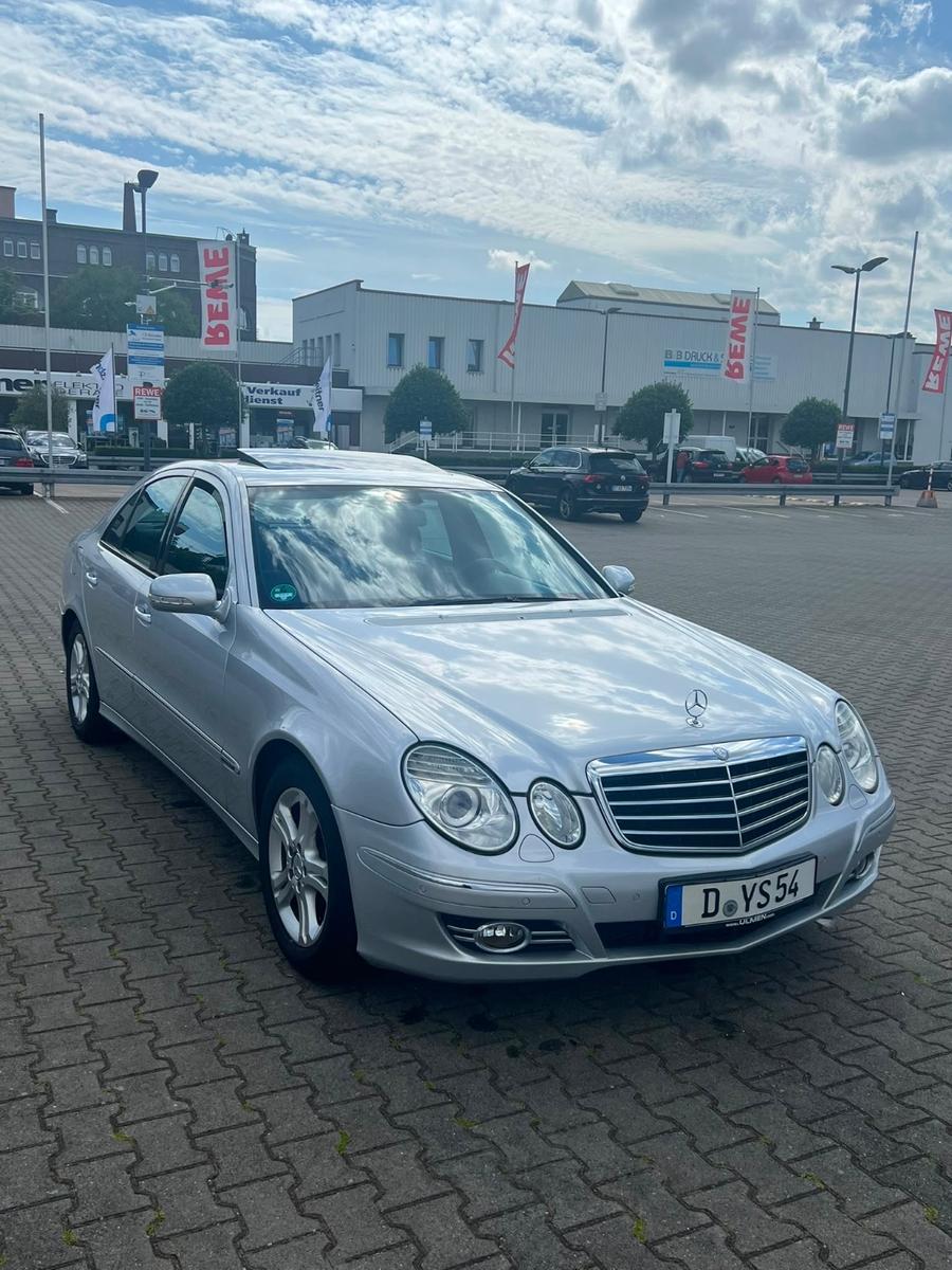 Mercedes-Benz E 220 CDI AVANTGARDE Schiebedach, Nappa Leder